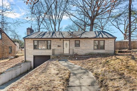 Photo of 2919 Wasson Way, Decatur, IL 62521 (MLS # 12574598)