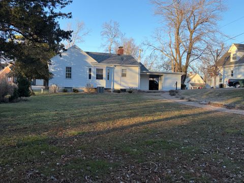 Tiny photo for 500 S Green Street, Anna, IL 62906 (MLS # 12563453)