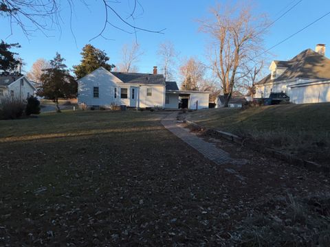 Tiny photo for 500 S Green Street, Anna, IL 62906 (MLS # 12563453)