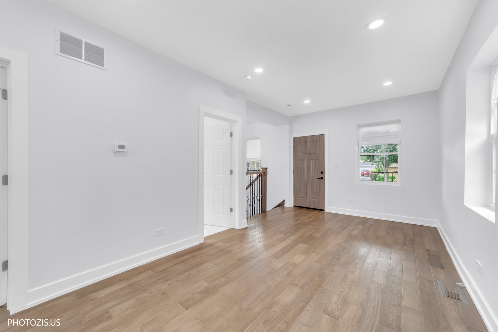 8021 W 45th Street