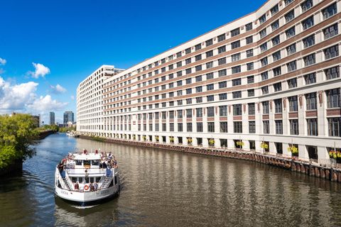 900 N Kingsbury Street 812 Chicago IL 60610