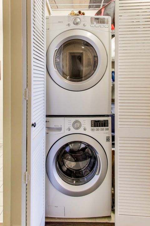 Tiny photo for 900 N Kingsbury Street #812, Chicago, IL 60610 (MLS # 12570084)