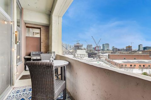 Tiny photo for 900 N Kingsbury Street #812, Chicago, IL 60610 (MLS # 12570084)