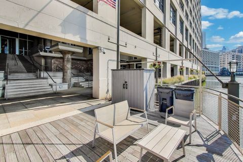 Tiny photo for 900 N Kingsbury Street #812, Chicago, IL 60610 (MLS # 12570084)