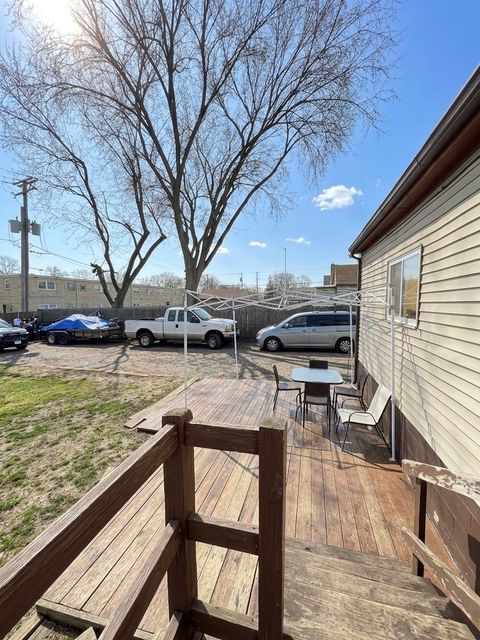 Tiny photo for 224 N WOLF Road, Wheeling, IL 60090 (MLS # 12623579)