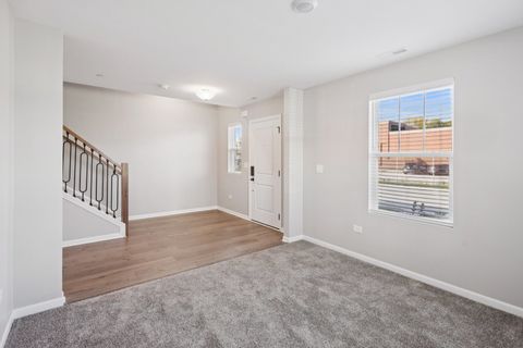 Tiny photo for 1533 Executive Way, Des Plaines, IL 60018 (MLS # 12503644)