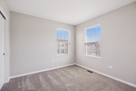 Tiny photo for 1533 Executive Way, Des Plaines, IL 60018 (MLS # 12503644)