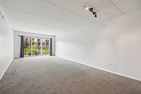 Tiny photo for 650 S River Road #306, Des Plaines, IL 60016 (MLS # 12474636)