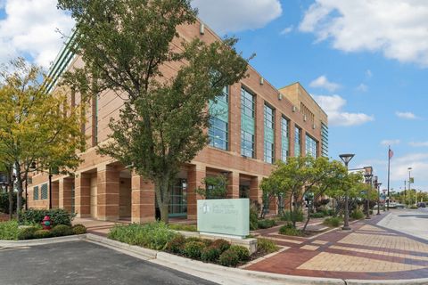 Tiny photo for 650 S River Road #306, Des Plaines, IL 60016 (MLS # 12474636)