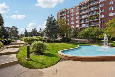 Tiny photo for 650 S River Road #306, Des Plaines, IL 60016 (MLS # 12474636)