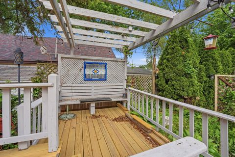 Tiny photo for 5910 W 88th Street, Oak Lawn, IL 60453 (MLS # 12650125)