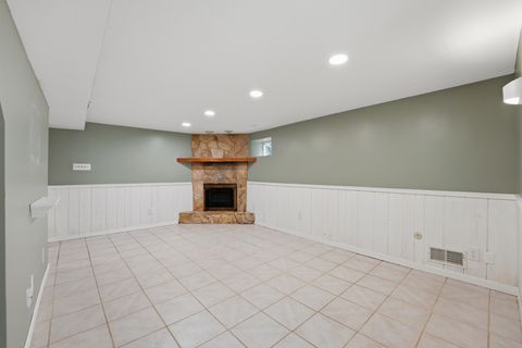 Tiny photo for 5910 W 88th Street, Oak Lawn, IL 60453 (MLS # 12650125)