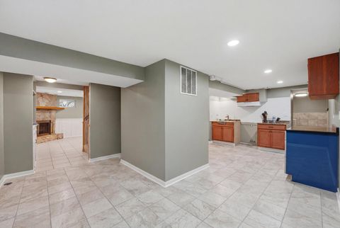 Tiny photo for 5910 W 88th Street, Oak Lawn, IL 60453 (MLS # 12650125)