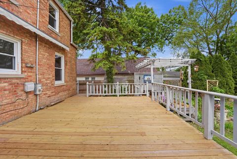 Tiny photo for 5910 W 88th Street, Oak Lawn, IL 60453 (MLS # 12650125)