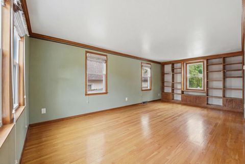 Tiny photo for 5910 W 88th Street, Oak Lawn, IL 60453 (MLS # 12650125)
