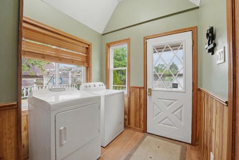 Tiny photo for 5910 W 88th Street, Oak Lawn, IL 60453 (MLS # 12650125)