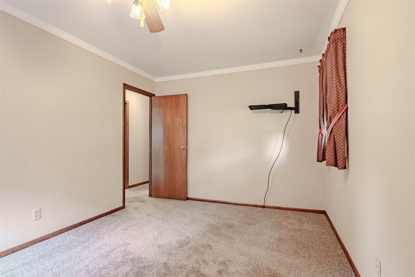 1307 Pinehurst Drive