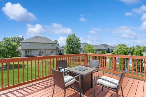 Tiny photo for 21042 Lakewoods Lane, Shorewood, IL 60404 (MLS # 12401212)