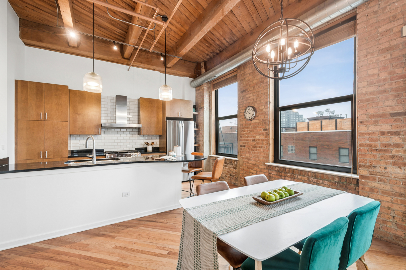 1040 W Adams Street 410