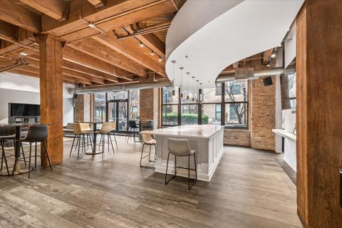Tiny photo for 1040 W Adams Street #410, Chicago, IL 60607 (MLS # 12588803)