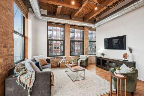 Tiny photo for 1040 W Adams Street #410, Chicago, IL 60607 (MLS # 12588803)