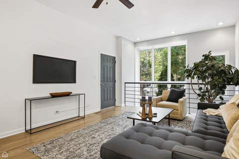 Tiny photo for 1417 N Bosworth Avenue #1, Chicago, IL 60642 (MLS # 12697242)
