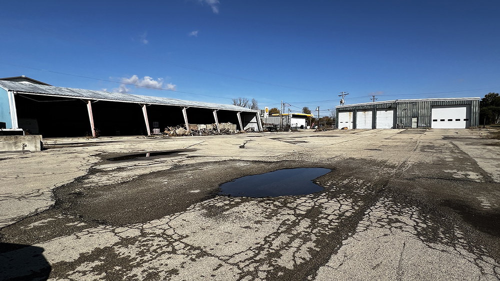 649 W Lincolnway Road