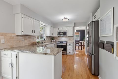 Tiny photo for 943 Orchard Court, Batavia, IL 60510 (MLS # 12503016)