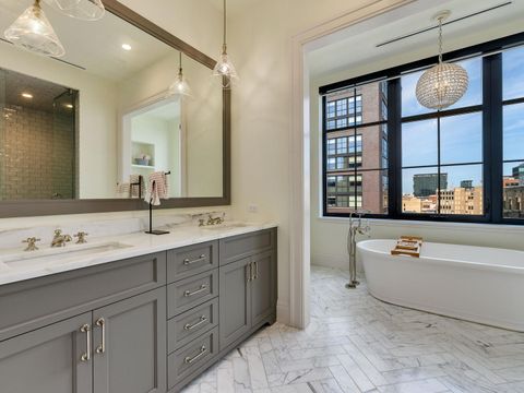 Tiny photo for 1109 W WASHINGTON Boulevard #7A, Chicago, IL 60607 (MLS # 12412123)