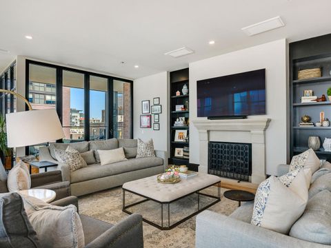 Tiny photo for 1109 W WASHINGTON Boulevard #7A, Chicago, IL 60607 (MLS # 12412123)