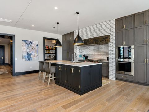 Tiny photo for 1109 W WASHINGTON Boulevard #7A, Chicago, IL 60607 (MLS # 12412123)