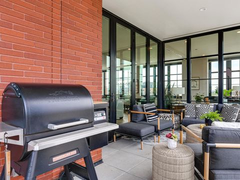 Tiny photo for 1109 W WASHINGTON Boulevard #7A, Chicago, IL 60607 (MLS # 12412123)