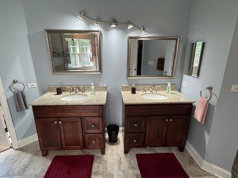 Tiny photo for 6414 Kingsbridge Drive, Cary, IL 60013 (MLS # 12480640)