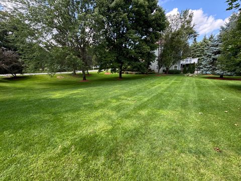 Tiny photo for 6414 Kingsbridge Drive, Cary, IL 60013 (MLS # 12480640)