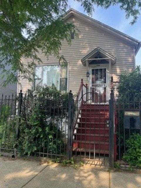 2168 N Rockwell Street Chicago IL 60647