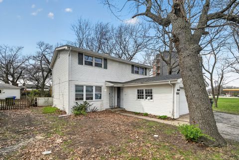 Tiny photo for 15036 BLACKSTONE Avenue, Dolton, IL 60419 (MLS # 12590005)