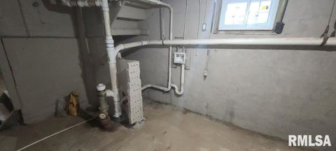 Tiny photo for 926 43RD Street, Rock Island, IL 61201 (MLS # 12586364)