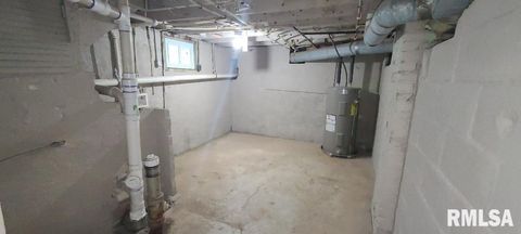 Tiny photo for 926 43RD Street, Rock Island, IL 61201 (MLS # 12586364)