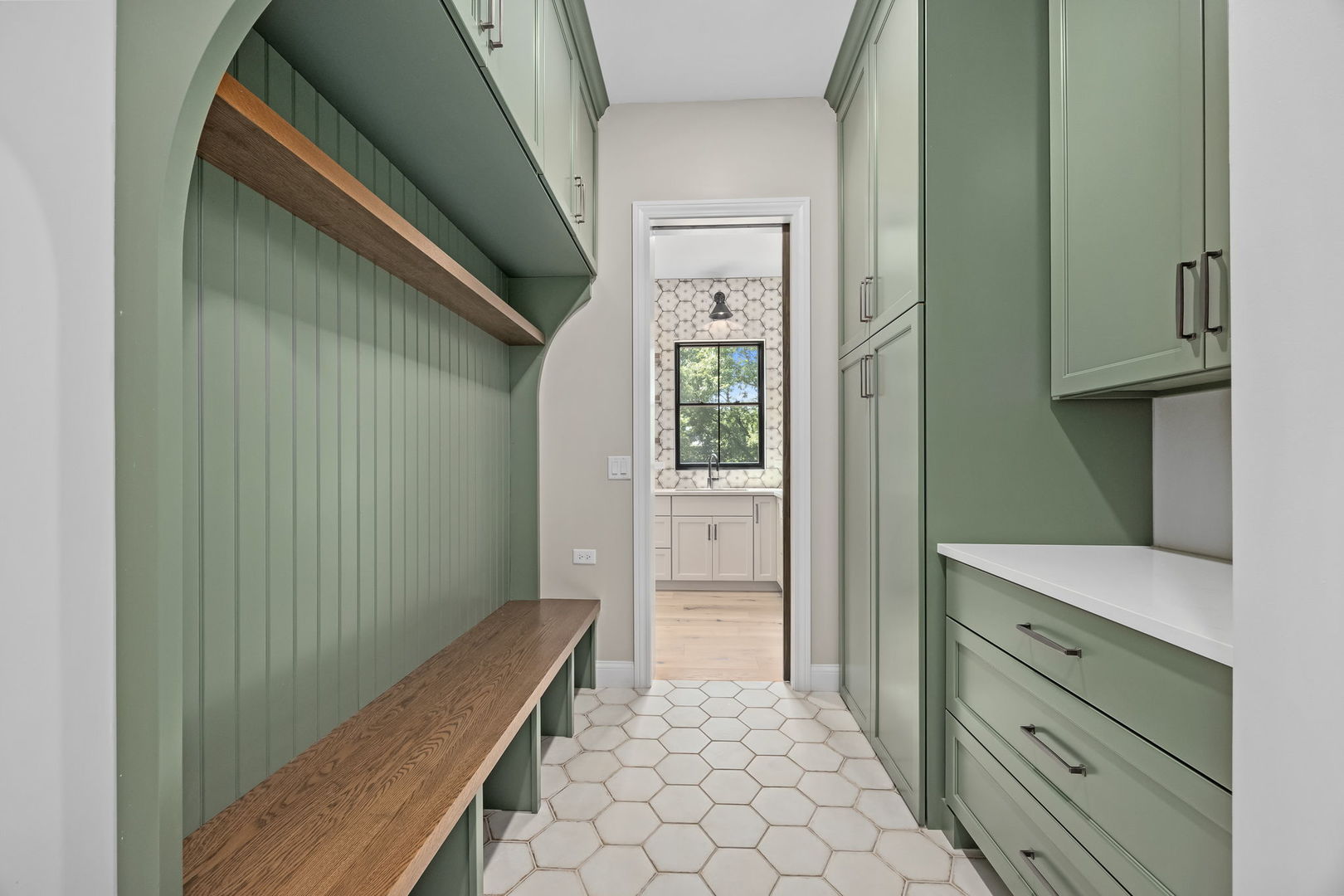 La Grange, Illinois 60525, United States, 5 Bedrooms Bedrooms, ,4 BathroomsBathrooms,Residential,Active,208446