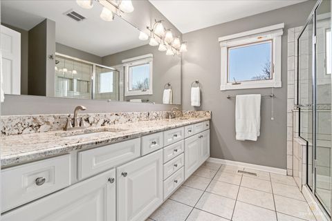 Tiny photo for 1894 Maine Drive, Elk Grove Village, IL 60007 (MLS # 12603691)