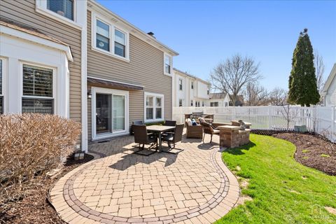 Tiny photo for 1894 Maine Drive, Elk Grove Village, IL 60007 (MLS # 12603691)