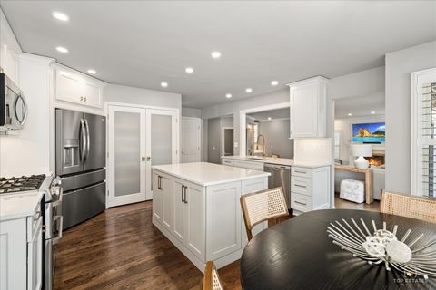 Tiny photo for 1894 Maine Drive, Elk Grove Village, IL 60007 (MLS # 12603691)