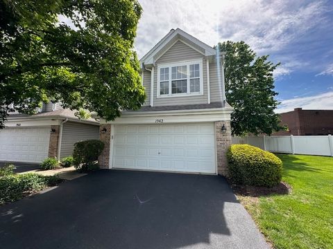 Photo of 1942 Town Drive, Naperville, IL 60565 (MLS # 12647205)