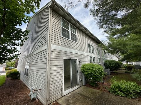 Tiny photo for 1942 Town Drive, Naperville, IL 60565 (MLS # 12647205)