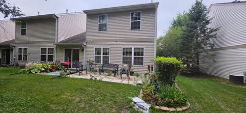 Tiny photo for 1380 W Split Oak Circle #1380, Round Lake Beach, IL 60073 (MLS # 12709035)