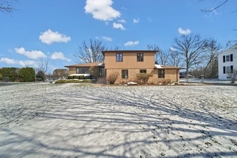 Photo of 900 Saint Andrews Way, Frankfort, IL 60423 (MLS # 12596633)