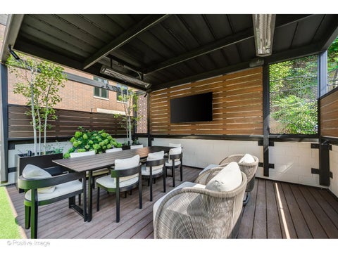 Tiny photo for 2745 N Greenview Avenue #1, Chicago, IL 60614 (MLS # 12777459)