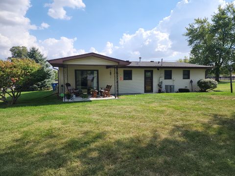 Tiny photo for 503 NE 1st Street, Atlanta, IL 61723 (MLS # 12488324)