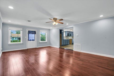 Tiny photo for 506 E Richardson, Farmer City, IL 61842 (MLS # 12646294)