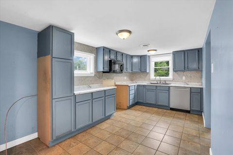 Tiny photo for 506 E Richardson, Farmer City, IL 61842 (MLS # 12646294)